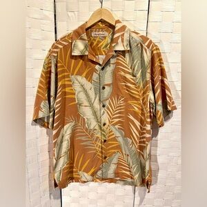 Tommy Bahama Men's Leaf Print Shirt